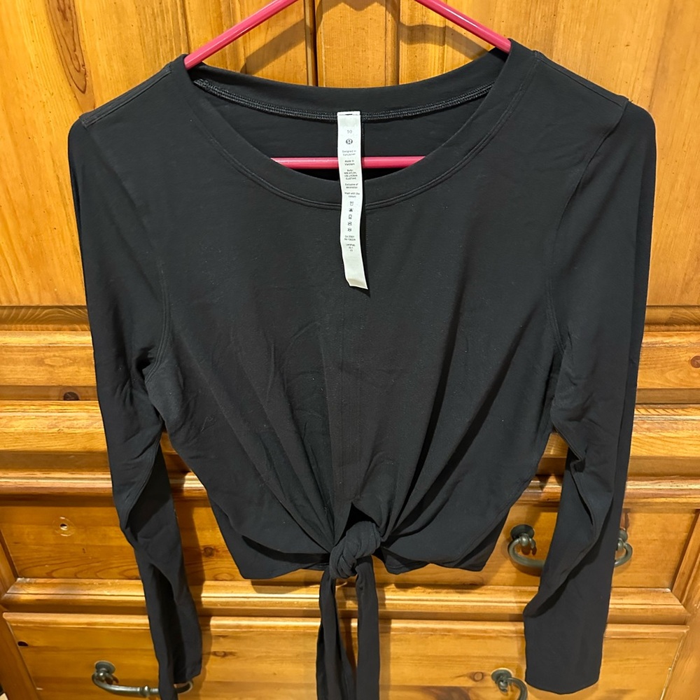 Lululemon yoga front tie top